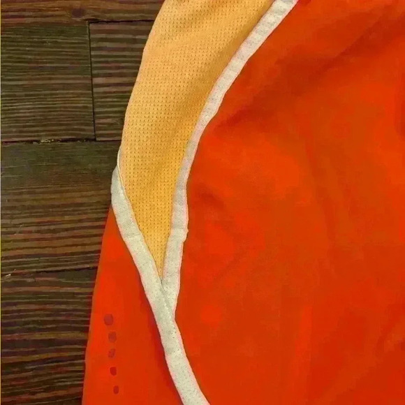 The North Face Shorts Womens Sz Large Orange Training Running Elastic Drawstring - Picture 3 of 8